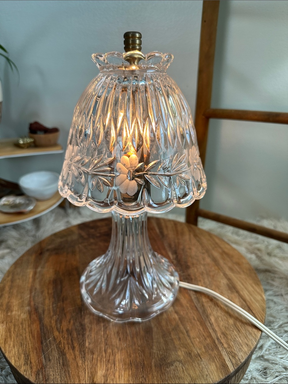 Vintage‎ Princess House Floral Pattern Cut Glass Style Crystal Boudoir Lamp